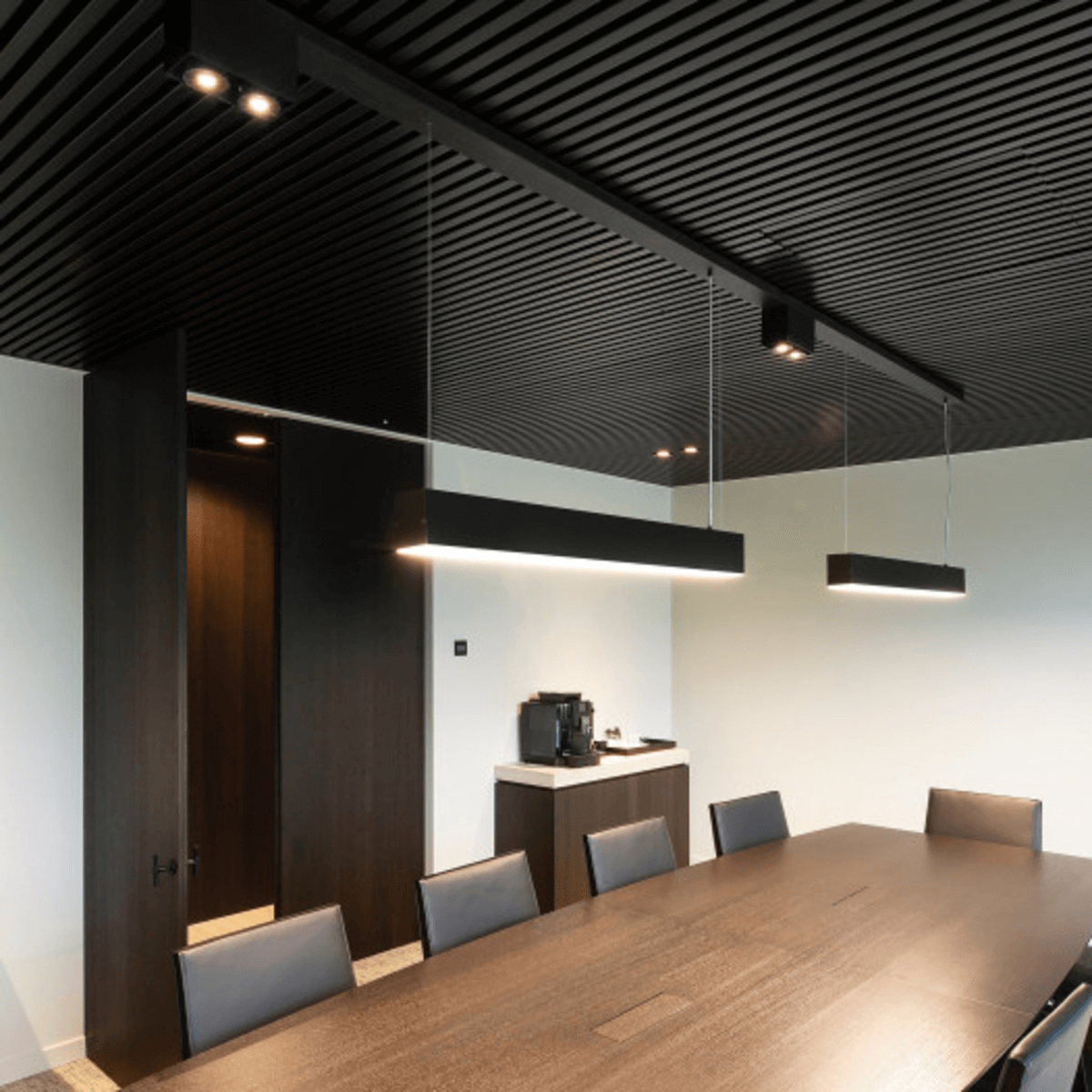 Spaze Linear lighting fixture2