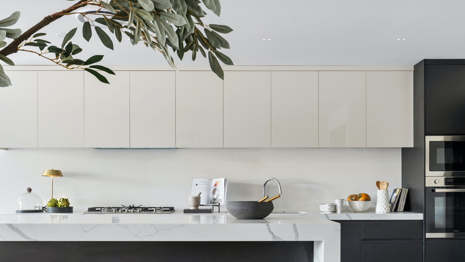 4248S MiniLed DOR - Image 2